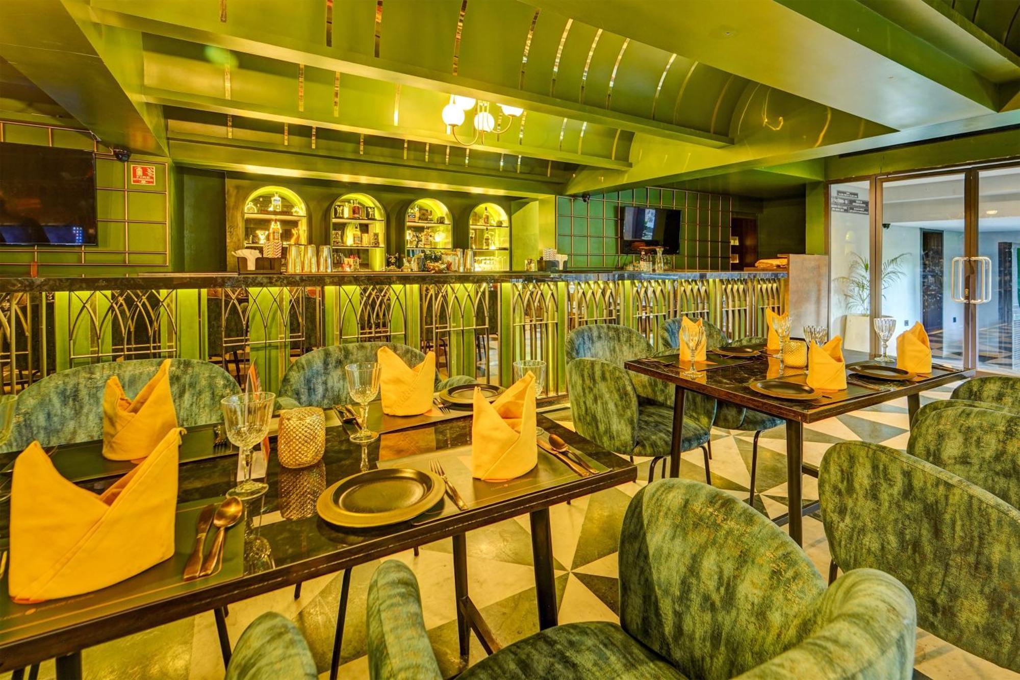 Palette - The Slate Hotel Nungambakkam Chennai Bagian luar foto